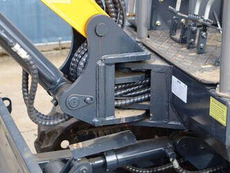 2024-katco-nycheki-q25-1404468-44907675