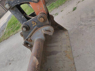 2004-schaeff-23-m-705m-1404470-44907755