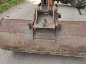 2004-schaeff-23-m-705m-1404470-44907760