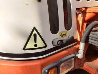 2004-schaeff-23-m-705m-1404470-44907765