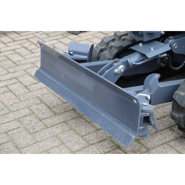 2020 Eurotrac HE18-44907842