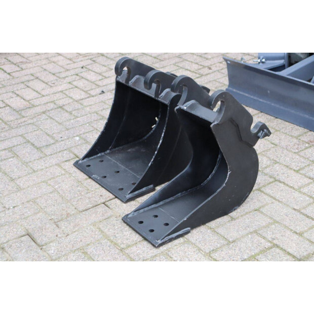 2020 Eurotrac HE18-44907872