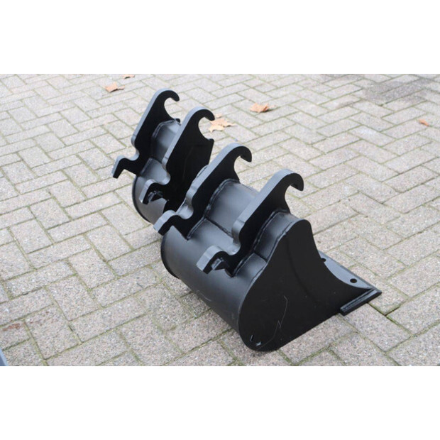 2020 Eurotrac HE18-44907874