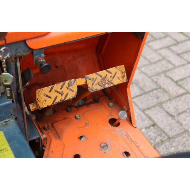 KUBOTA B1600-44907985