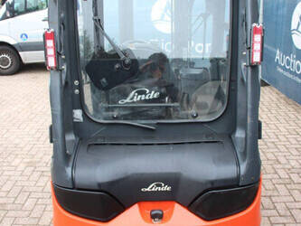 2015-linde-e25-01-1404478-44908115