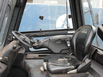 2015-linde-e25-01-1404478-44908131