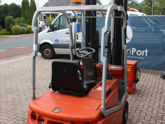 2005-bt-cb15t-1404483-44908280