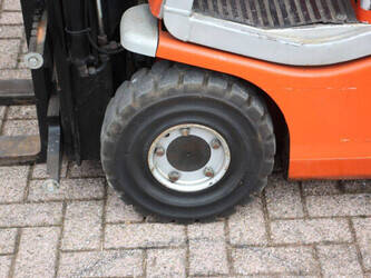 2005-bt-cb15t-1404483-44908287