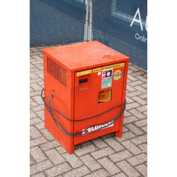 2005 BT CB15T-44908297