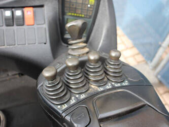 2016-linde-e30rhl-01-600-1404486-44908382