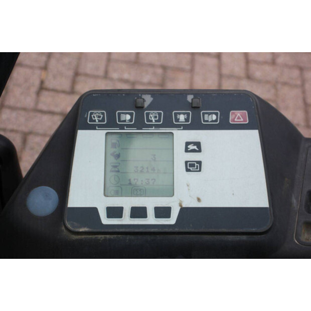 Still RX70-25-44908432