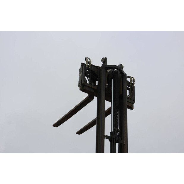 Still RX70-25-44908440