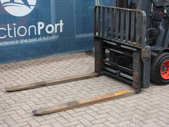 2017-linde-e30hl-01-600-1404489-44908450