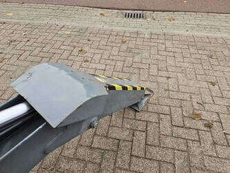 2004-niftylift-210-1404494-44908568