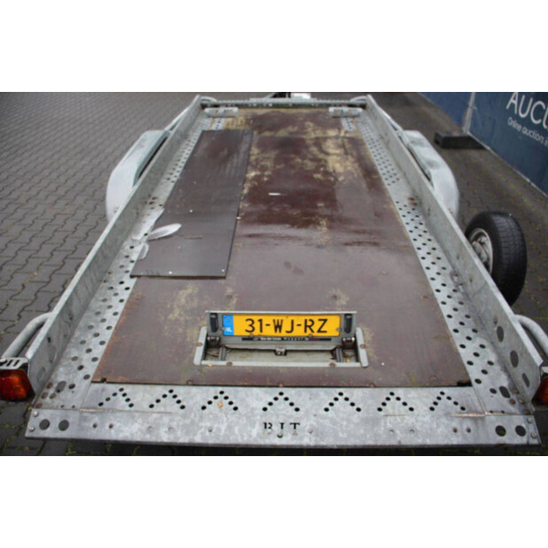 2012 بريان جيمس AJ96ATU-44908744