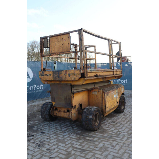 2000 جيني GS-3268 RT-44909335