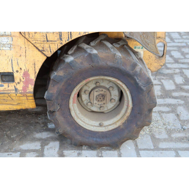 2000 جيني GS-3268 RT-44909337