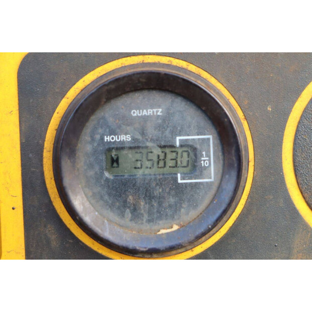 2000 جيني GS-3268 RT-44909344