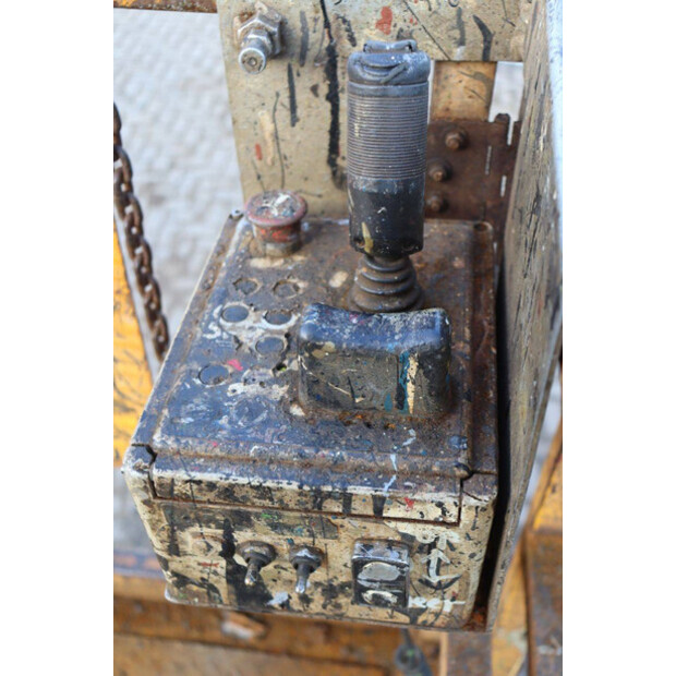 2000 جيني GS-3268 RT-44909348