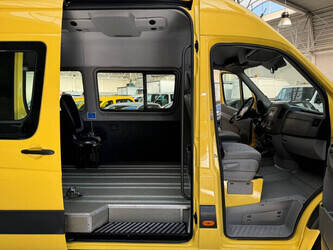 2010-volkswagen-crafter-tdi-44909456