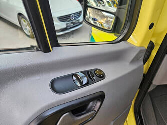 2018-mercedes-benz-sprinter-1404528-44909503