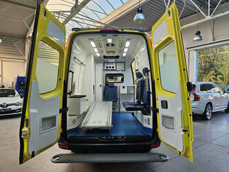 2018-mercedes-benz-sprinter-1404528-44909513