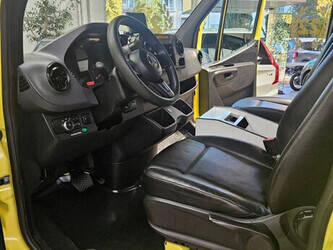 2019-mercedes-benz-sprinter-1404529-44909549