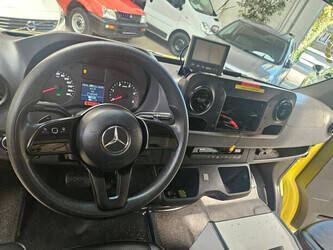 2019-mercedes-benz-sprinter-1404529-44909558