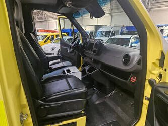 2019-mercedes-benz-sprinter-1404529-44909561