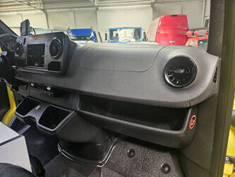 2019-mercedes-benz-sprinter-1404529-44909563