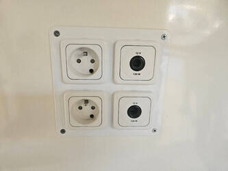 2019-mercedes-benz-sprinter-1404529-44909594