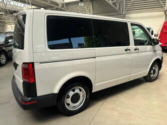 2017-volkswagen-transporter-1404530-44909605