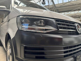 2017-volkswagen-transporter-1404530-44909609