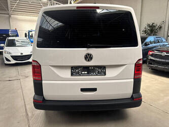2017-volkswagen-transporter-1404530-44909629