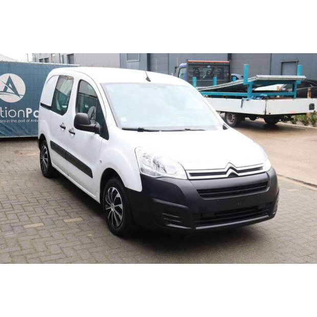 2017 Citroen BERLINGO-44909638