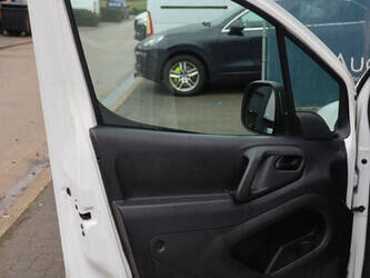 2017-citroen-berlingo-1404531-44909647