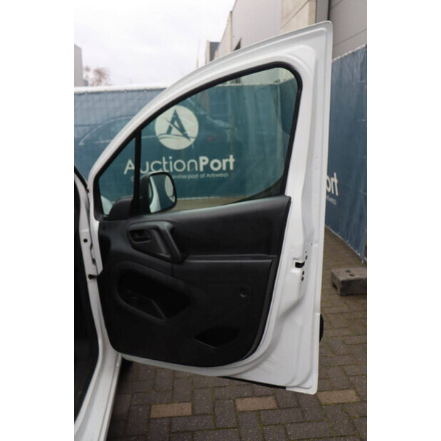 2017 Citroen BERLINGO-44909671