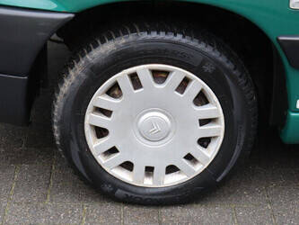 2000-peugeot-partner-1404532-44909693