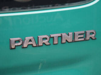 2000-peugeot-partner-1404532-44909700