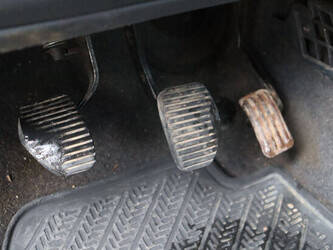 2000-peugeot-partner-1404532-44909706