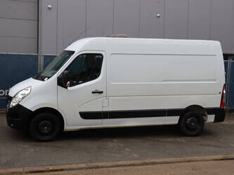 Image for COMMERCIAL VEHICLES 2016 Renault Master