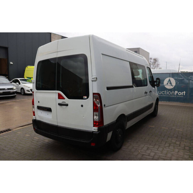 2016 رينو Master-44909738