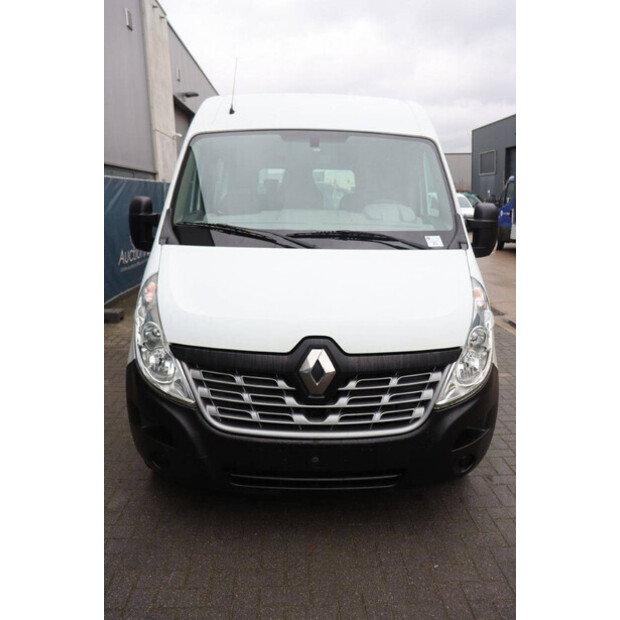 2016 رينو Master-44909740