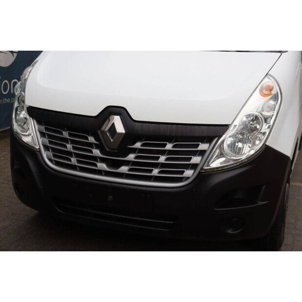 2016 رينو Master-44909742