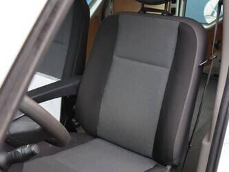 2016-renault-master-1404533-44909750