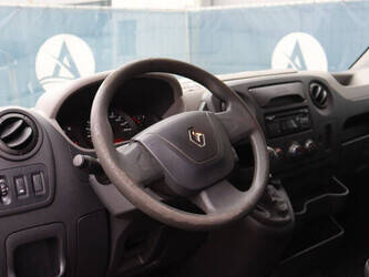 2016-renault-master-1404533-44909751