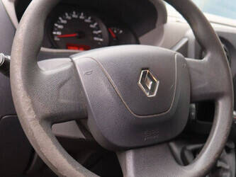 2016-renault-master-1404533-44909754