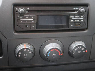 2016-renault-master-1404533-44909757