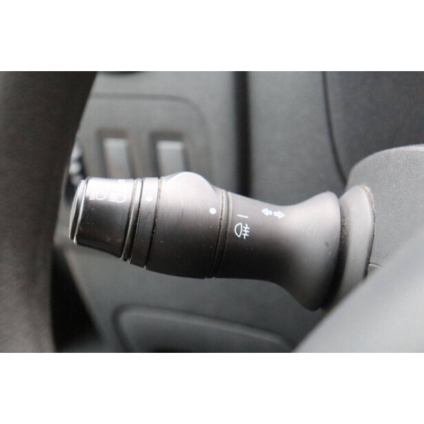 2016 رينو Master-44909758