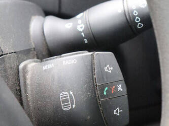 2016-renault-master-1404533-44909759